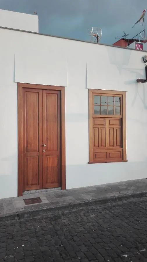 Vivienda Vacacional San Roque, 30 Garachico  Holiday home